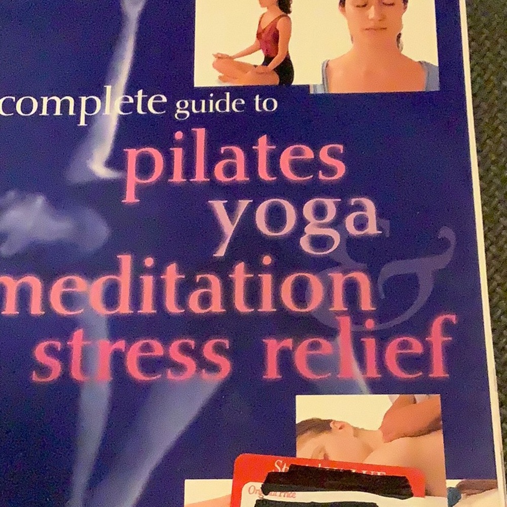 Yoga,Pilates,Meditation and Stress relief. Illustrated instruction book